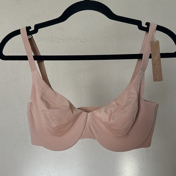 SKIMS Other - NWT‎ Skims Smoothing Intimate Unlined Full Coverage Bra- CLAY Size 32D